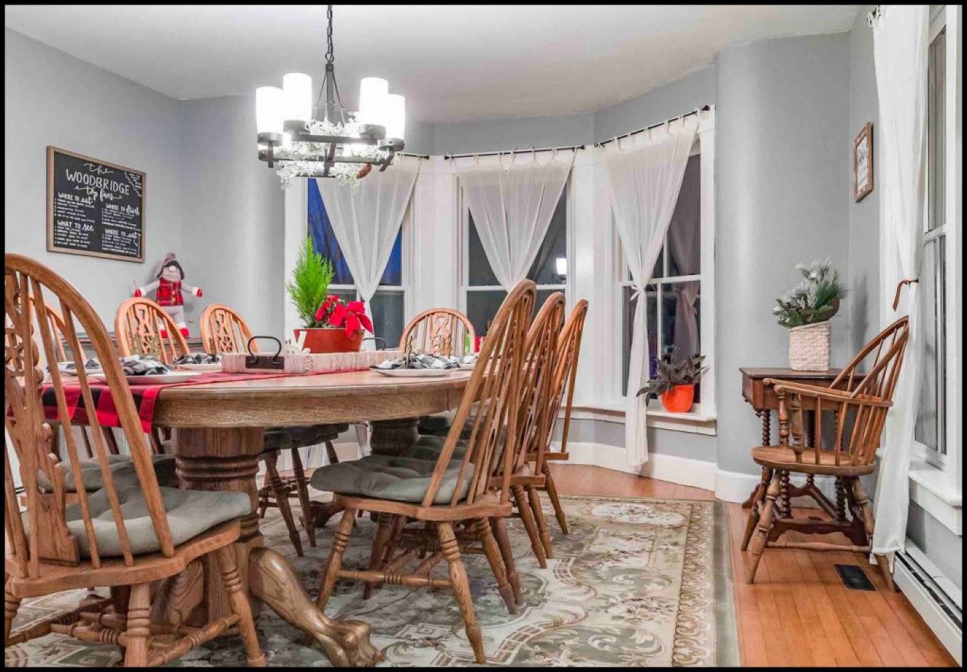 woodbridge inn dining room