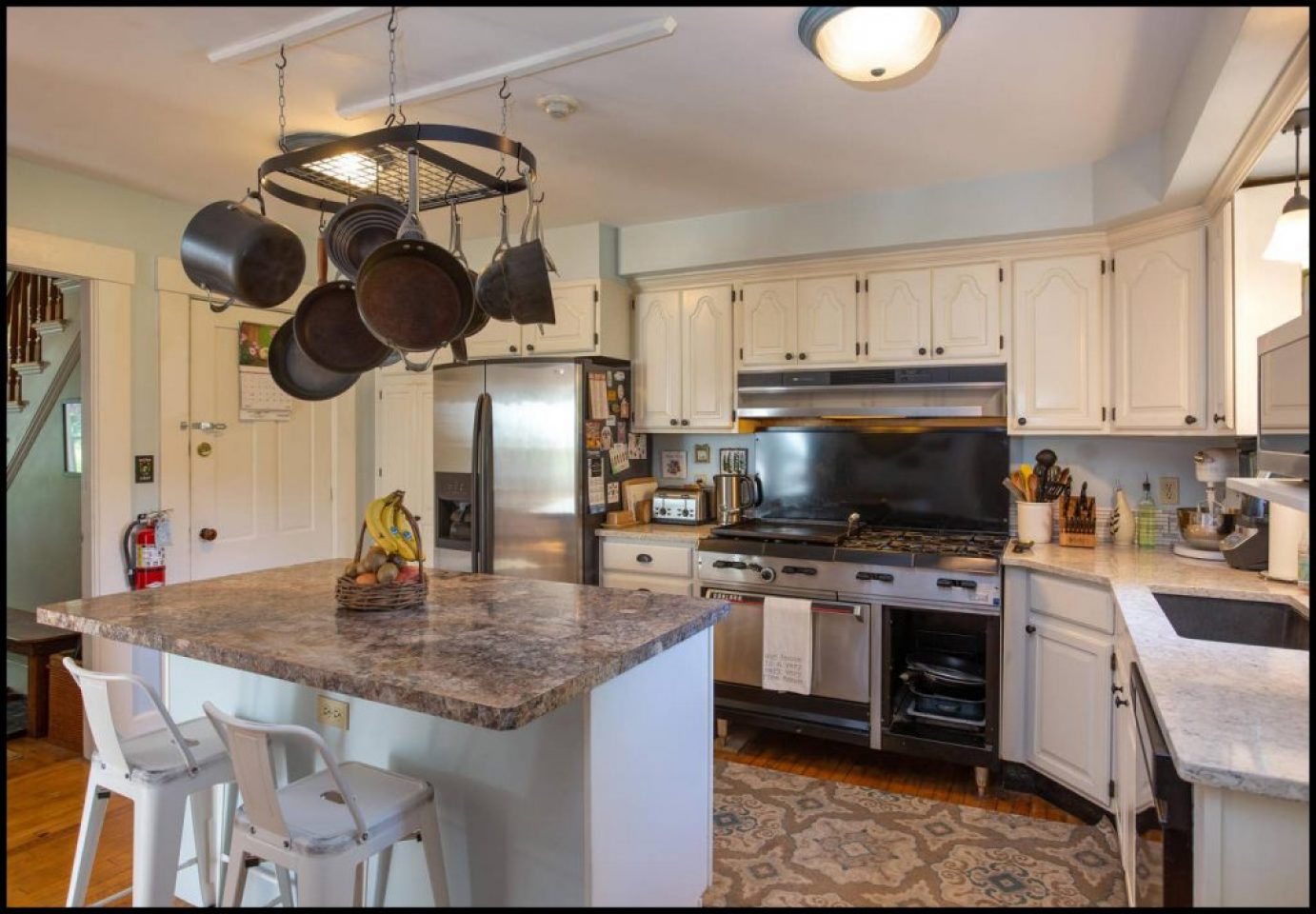 woodbridge inn kitchen